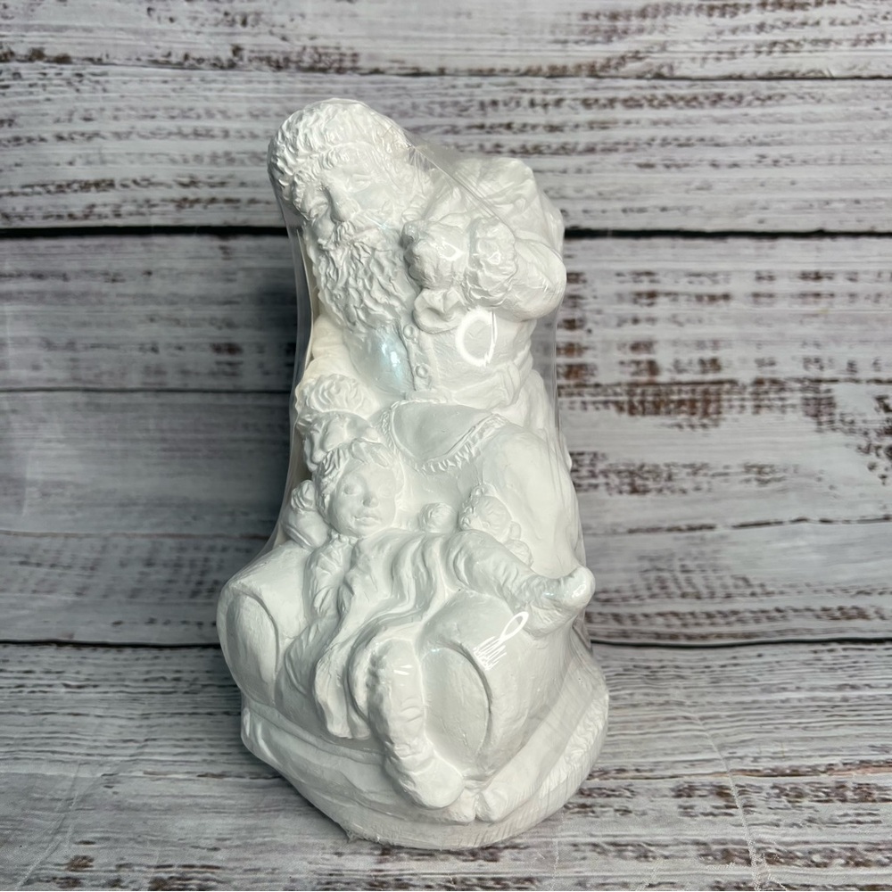 California Creations - Awaiting Santa - 94374 Christmas Figure Ready to‎ Paint